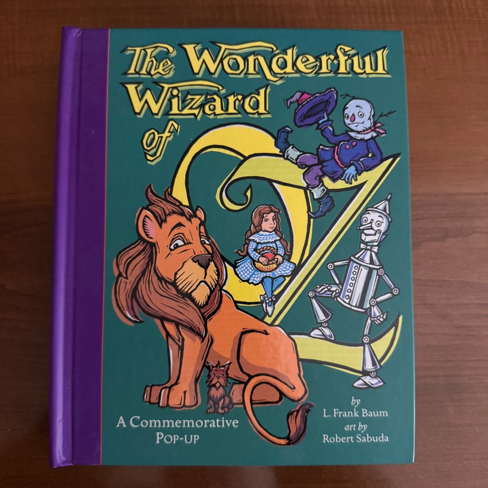 The Wonderful Wizard of Oz Pop-Up Book - Purple & Green Hardcover